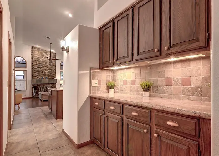 Entertainers Dream In Scottsdale Wpool And Games Holiday home