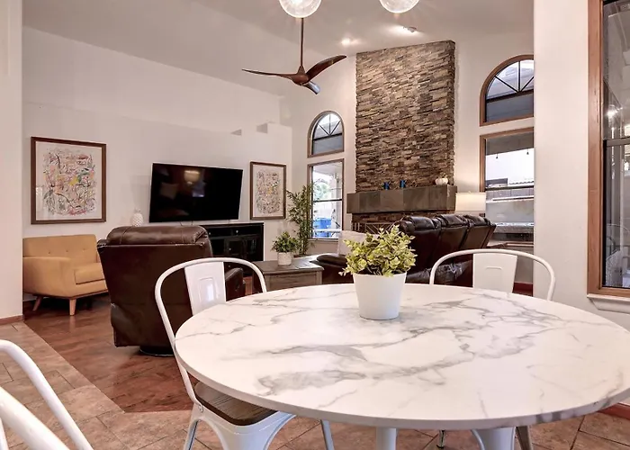 Holiday home Entertainers Dream In Scottsdale Wpool And Games *