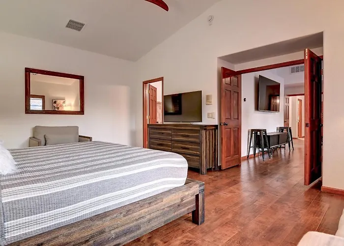 Holiday home Entertainers Dream In Scottsdale Wpool And Games *