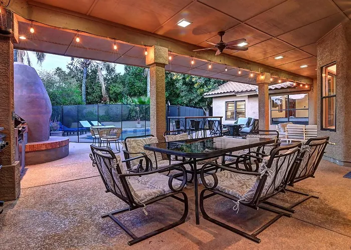 Entertainers Dream In Scottsdale Wpool And Games Holiday home
